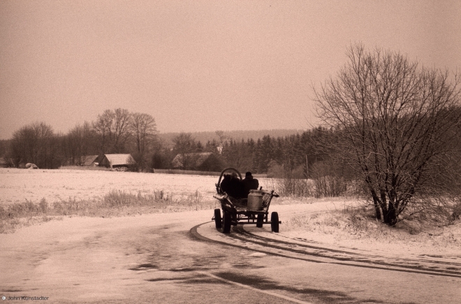 road-to-ashmjany-easter-morning-2008