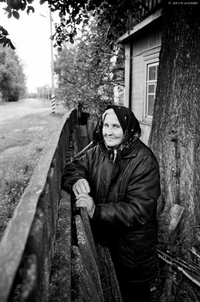 women-of-polesia-xli-khlupin-june-2007-2007276-26